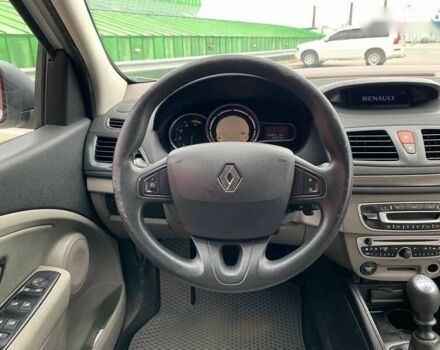 Рено Меган, объемом двигателя 1.5 л и пробегом 283 тыс. км за 7490 $, фото 14 на Automoto.ua