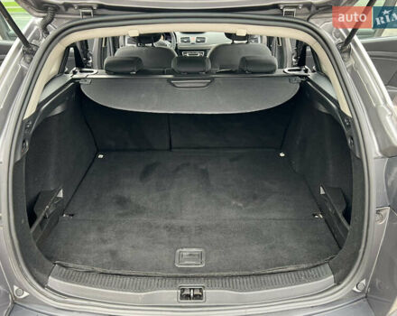 Рено Меган, объемом двигателя 1.6 л и пробегом 216 тыс. км за 6800 $, фото 52 на Automoto.ua