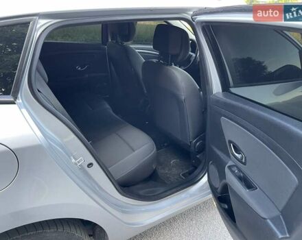 Рено Меган, объемом двигателя 1.5 л и пробегом 220 тыс. км за 7650 $, фото 7 на Automoto.ua