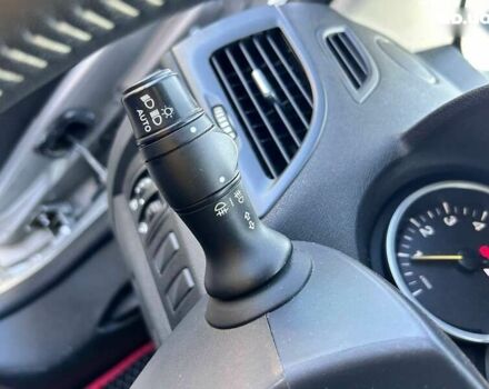 Рено Меган, объемом двигателя 1.5 л и пробегом 200 тыс. км за 7300 $, фото 19 на Automoto.ua