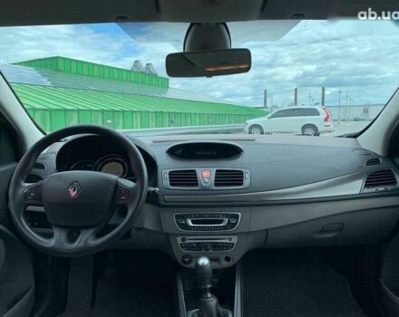 Рено Меган, объемом двигателя 1.5 л и пробегом 283 тыс. км за 7490 $, фото 12 на Automoto.ua