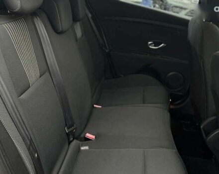 Рено Меган, объемом двигателя 1.5 л и пробегом 260 тыс. км за 7200 $, фото 12 на Automoto.ua