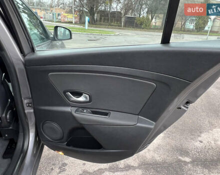 Рено Меган, объемом двигателя 1.6 л и пробегом 216 тыс. км за 6800 $, фото 40 на Automoto.ua