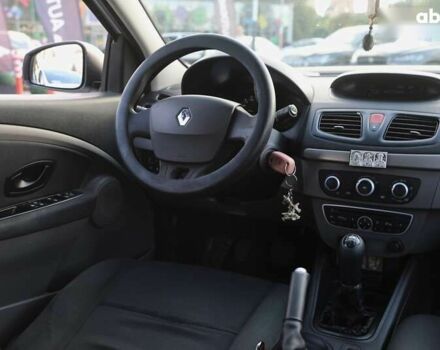 Рено Меган, объемом двигателя 0 л и пробегом 211 тыс. км за 8000 $, фото 10 на Automoto.ua