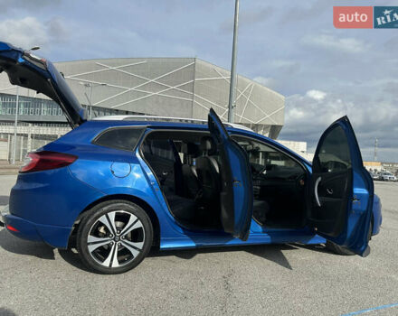 Рено Меган, объемом двигателя 1.5 л и пробегом 229 тыс. км за 8300 $, фото 5 на Automoto.ua