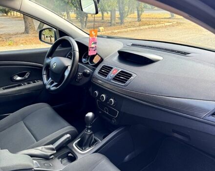 Рено Меган, объемом двигателя 1.6 л и пробегом 236 тыс. км за 7000 $, фото 5 на Automoto.ua