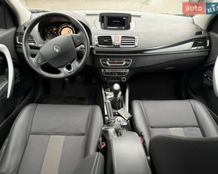 Рено Меган, объемом двигателя 1.87 л и пробегом 285 тыс. км за 6000 $, фото 8 на Automoto.ua