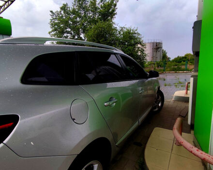 Рено Меган, объемом двигателя 1.5 л и пробегом 260 тыс. км за 7200 $, фото 2 на Automoto.ua