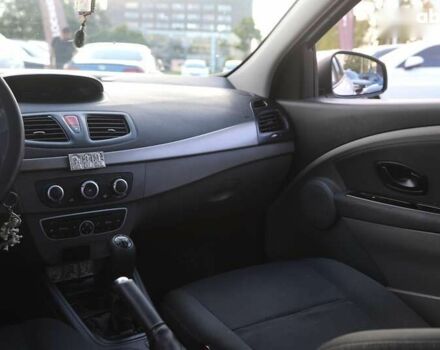 Рено Меган, объемом двигателя 0 л и пробегом 211 тыс. км за 8000 $, фото 12 на Automoto.ua