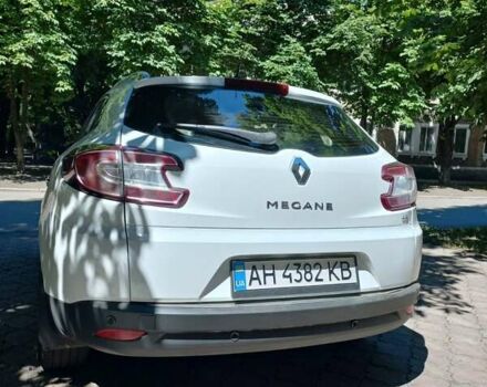Рено Меган, объемом двигателя 1.46 л и пробегом 245 тыс. км за 7500 $, фото 2 на Automoto.ua