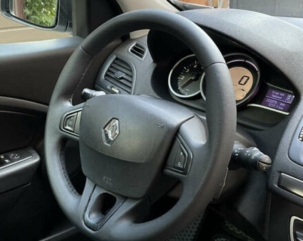 Рено Меган, объемом двигателя 1.46 л и пробегом 222 тыс. км за 7300 $, фото 14 на Automoto.ua