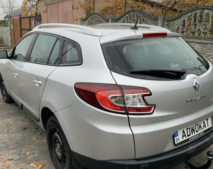 Рено Меган, объемом двигателя 1.5 л и пробегом 210 тыс. км за 7800 $, фото 15 на Automoto.ua