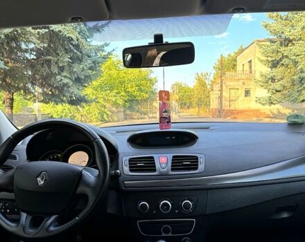 Рено Меган, объемом двигателя 1.6 л и пробегом 236 тыс. км за 7000 $, фото 4 на Automoto.ua