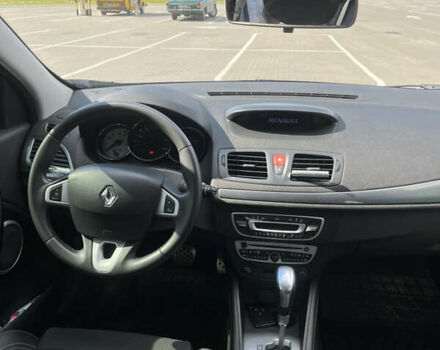 Рено Меган, объемом двигателя 1.46 л и пробегом 212 тыс. км за 7800 $, фото 6 на Automoto.ua