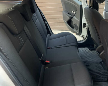 Рено Меган, объемом двигателя 1.46 л и пробегом 222 тыс. км за 7300 $, фото 19 на Automoto.ua