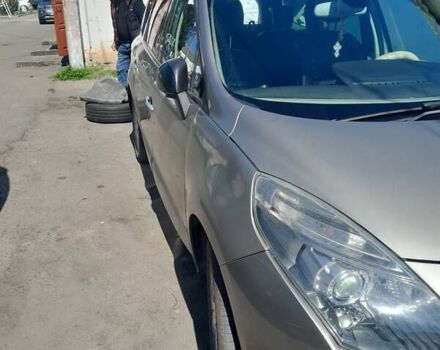 Рено Меган, объемом двигателя 1.46 л и пробегом 250 тыс. км за 7500 $, фото 9 на Automoto.ua