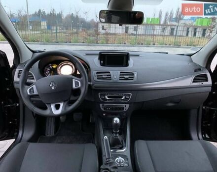 Рено Меган, объемом двигателя 1.5 л и пробегом 215 тыс. км за 7200 $, фото 18 на Automoto.ua