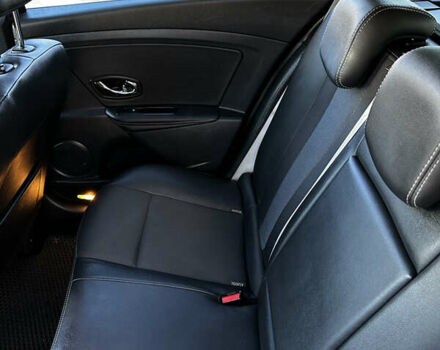 Рено Меган, объемом двигателя 1.46 л и пробегом 294 тыс. км за 8200 $, фото 14 на Automoto.ua