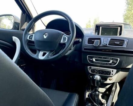 Рено Меган, объемом двигателя 1.5 л и пробегом 266 тыс. км за 8200 $, фото 24 на Automoto.ua