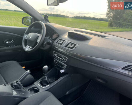 Рено Меган, об'ємом двигуна 1.5 л та пробігом 299 тис. км за 6900 $, фото 12 на Automoto.ua