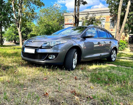 Рено Меган, объемом двигателя 1.5 л и пробегом 160 тыс. км за 8500 $, фото 8 на Automoto.ua