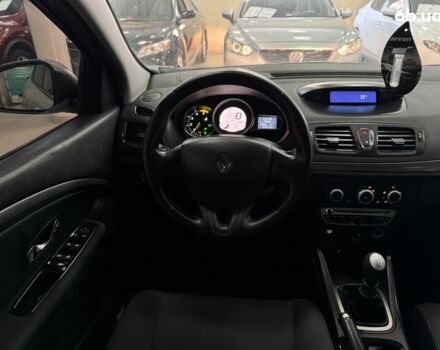 Рено Меган, об'ємом двигуна 0 л та пробігом 209 тис. км за 7400 $, фото 8 на Automoto.ua