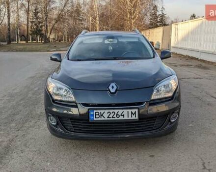 Рено Меган, объемом двигателя 1.5 л и пробегом 144 тыс. км за 7600 $, фото 1 на Automoto.ua