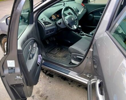 Рено Меган, объемом двигателя 1.5 л и пробегом 200 тыс. км за 7700 $, фото 7 на Automoto.ua