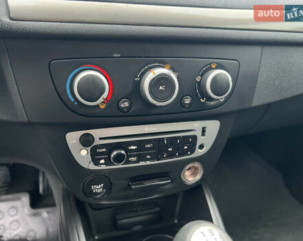 Рено Меган, об'ємом двигуна 1.5 л та пробігом 410 тис. км за 6200 $, фото 13 на Automoto.ua