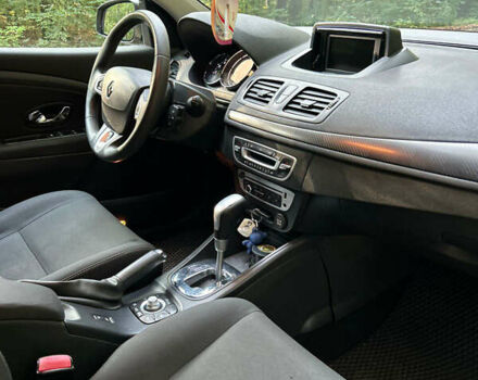 Рено Меган, объемом двигателя 1.5 л и пробегом 350 тыс. км за 7000 $, фото 4 на Automoto.ua