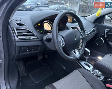Рено Меган, объемом двигателя 1.5 л и пробегом 220 тыс. км за 9800 $, фото 35 на Automoto.ua