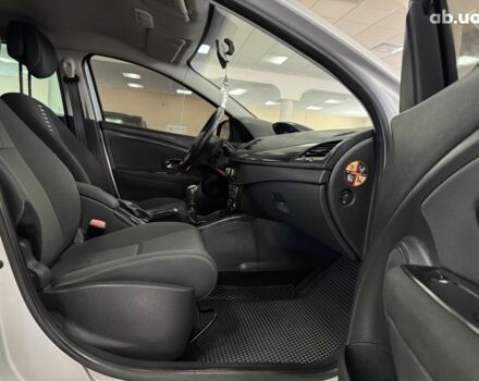 Рено Меган, об'ємом двигуна 0 л та пробігом 209 тис. км за 7400 $, фото 12 на Automoto.ua
