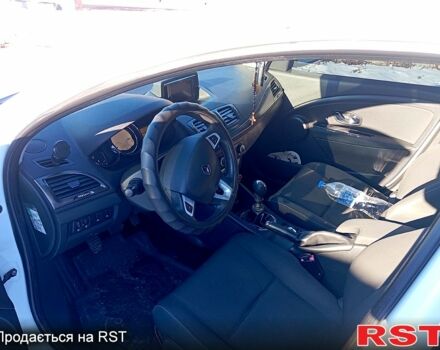 Рено Меган, объемом двигателя 15 л и пробегом 226 тыс. км за 8200 $, фото 5 на Automoto.ua