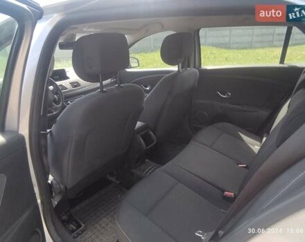Рено Меган, объемом двигателя 1.46 л и пробегом 280 тыс. км за 7700 $, фото 6 на Automoto.ua