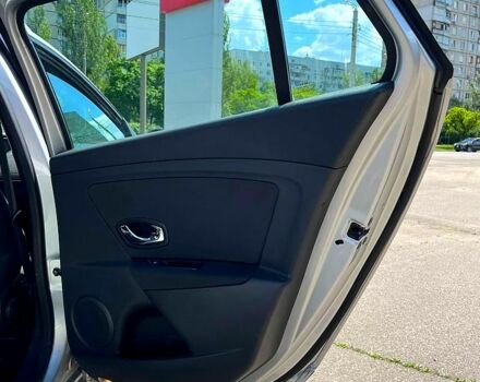 Рено Меган, объемом двигателя 1.5 л и пробегом 236 тыс. км за 8700 $, фото 10 на Automoto.ua