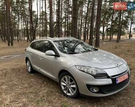 Рено Меган, объемом двигателя 1.46 л и пробегом 260 тыс. км за 8100 $, фото 4 на Automoto.ua