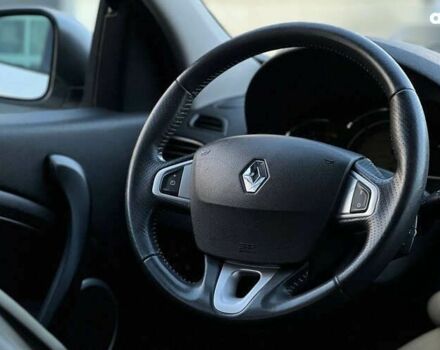 Рено Меган, объемом двигателя 1.5 л и пробегом 225 тыс. км за 8600 $, фото 10 на Automoto.ua