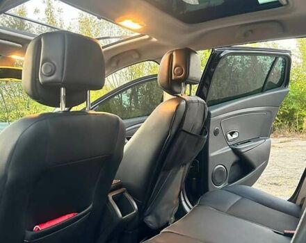 Рено Меган, объемом двигателя 1.46 л и пробегом 279 тыс. км за 8200 $, фото 26 на Automoto.ua