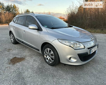 Рено Меган, объемом двигателя 1.5 л и пробегом 239 тыс. км за 7700 $, фото 2 на Automoto.ua