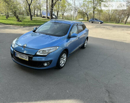 Рено Меган, объемом двигателя 1.5 л и пробегом 240 тыс. км за 8600 $, фото 27 на Automoto.ua