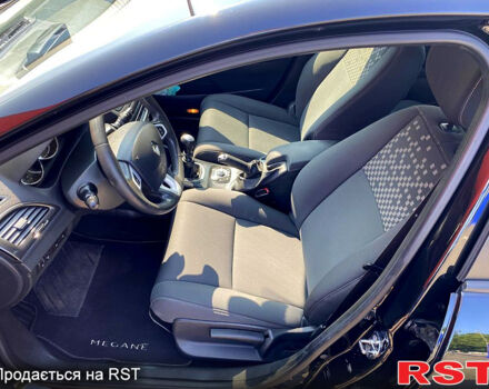 Рено Меган, объемом двигателя 1.5 л и пробегом 256 тыс. км за 7500 $, фото 9 на Automoto.ua