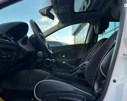 Рено Меган, объемом двигателя 1.5 л и пробегом 225 тыс. км за 8600 $, фото 7 на Automoto.ua