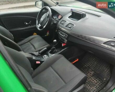 Рено Меган, объемом двигателя 1.5 л и пробегом 302 тыс. км за 6300 $, фото 10 на Automoto.ua