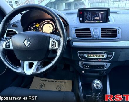 Рено Меган, объемом двигателя 1.6 л и пробегом 180 тыс. км за 8650 $, фото 6 на Automoto.ua