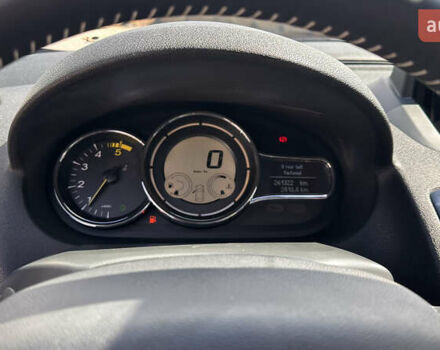 Рено Меган, объемом двигателя 1.5 л и пробегом 261 тыс. км за 8989 $, фото 16 на Automoto.ua