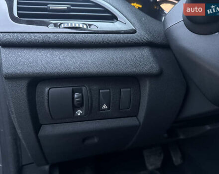 Рено Меган, объемом двигателя 1.5 л и пробегом 220 тыс. км за 9800 $, фото 36 на Automoto.ua
