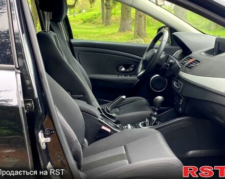 Рено Меган, объемом двигателя 1.6 л и пробегом 174 тыс. км за 7100 $, фото 8 на Automoto.ua