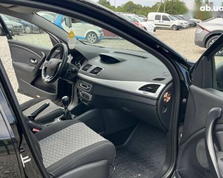 Рено Меган, объемом двигателя 1.5 л и пробегом 240 тыс. км за 7600 $, фото 12 на Automoto.ua