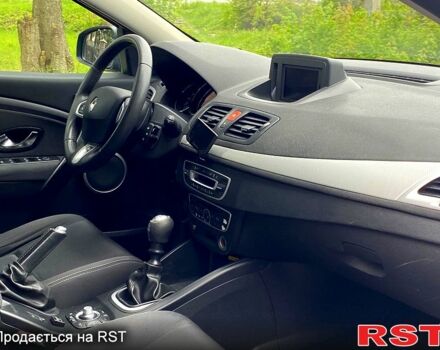 Рено Меган, объемом двигателя 1.6 л и пробегом 174 тыс. км за 7100 $, фото 6 на Automoto.ua