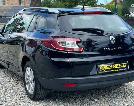 Рено Меган, объемом двигателя 1.5 л и пробегом 240 тыс. км за 7600 $, фото 4 на Automoto.ua